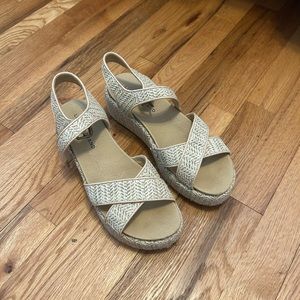Lucky Brand Espadrille Platforms
